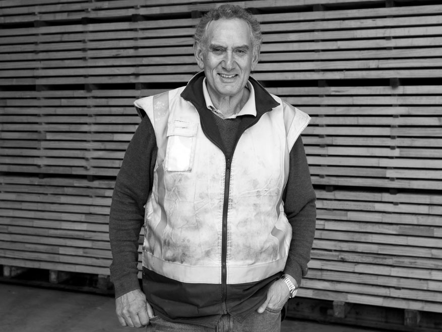staff-kevin-lewis.jpg